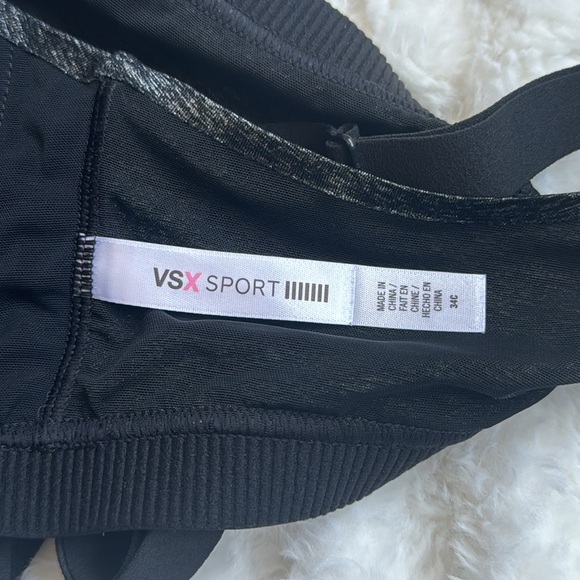 Victoria’s Secret Sport Bra - Picture 4 of 4